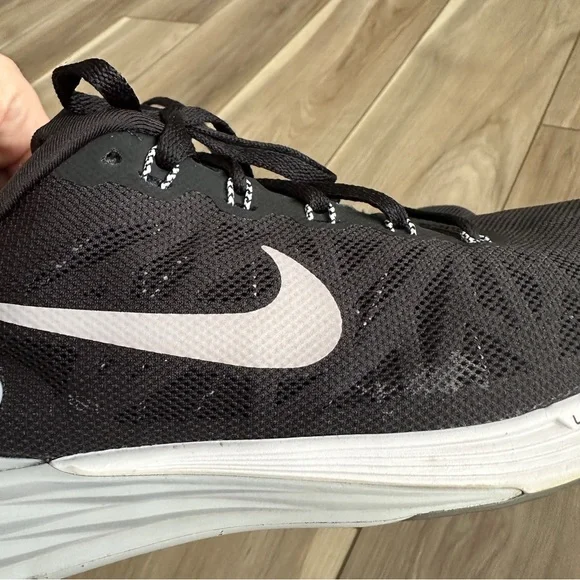 Nike LunarGlide 6 Women’s Running Shoes Black White Size 9 US 654433-001 - Picture 12 of 15
